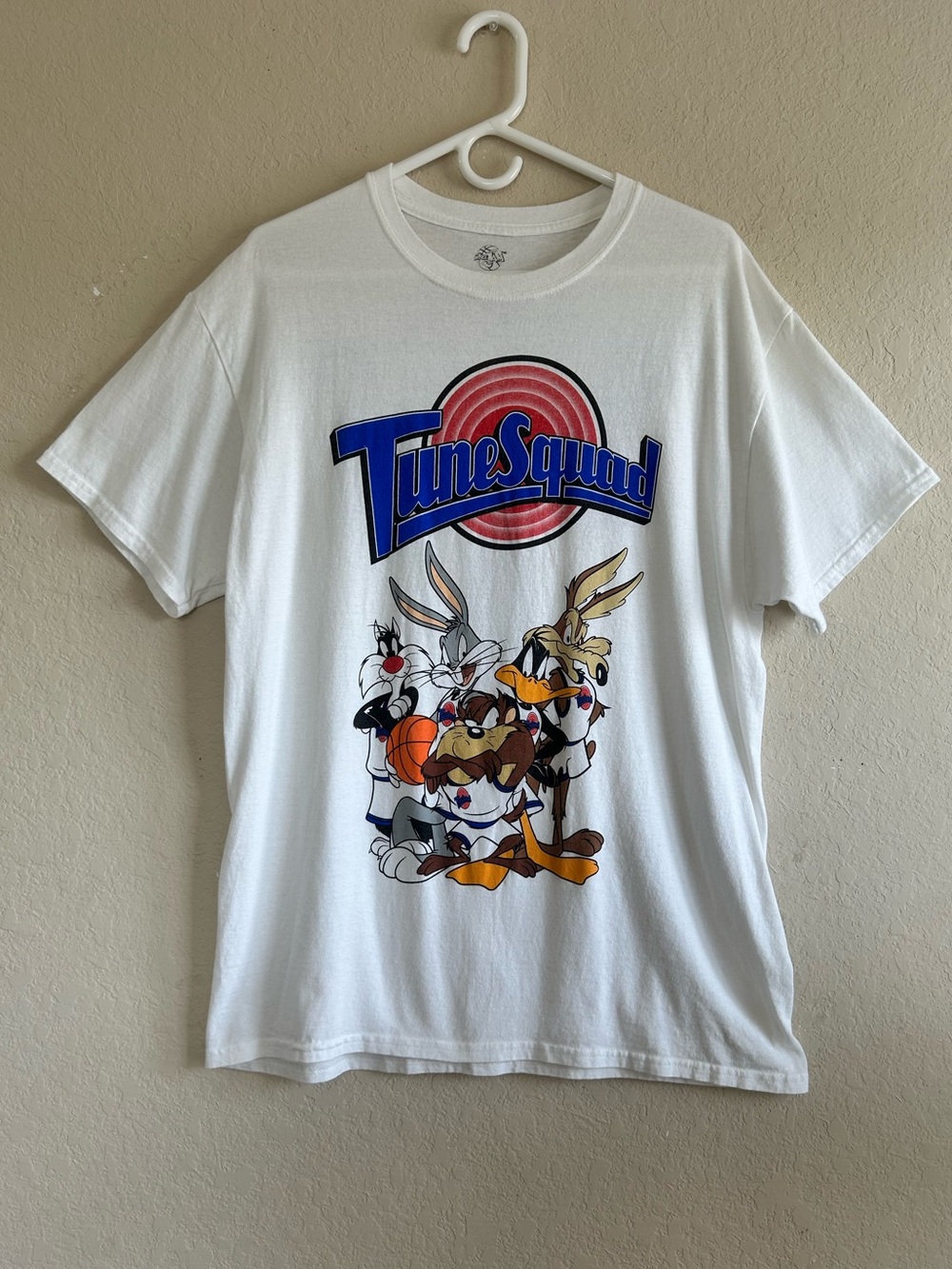 Space Jam Tune Squad L White Bugs Bunny Taz Daffy 100% Cotton Graphic Tee
